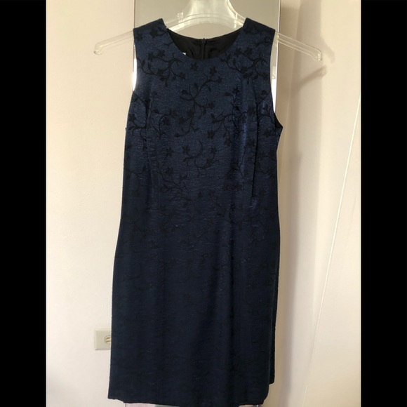 Sheath Jaguard Dress with matching long jacket - Picture 2 of 8